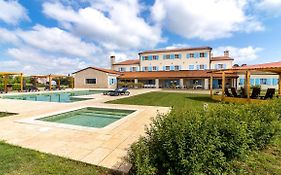 Velanera Hotel & Restaurant